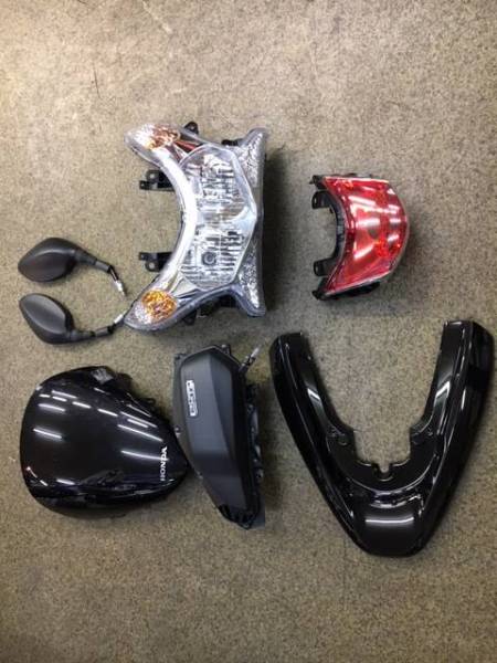 ☆ＰＣＸ１２５（ＪＦ２８モデル）☆純正パーツセット☆