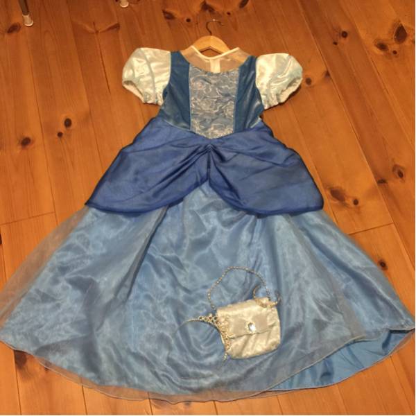 ビビデバビテブティックのシンデレラドレス120～130おまけ付き
