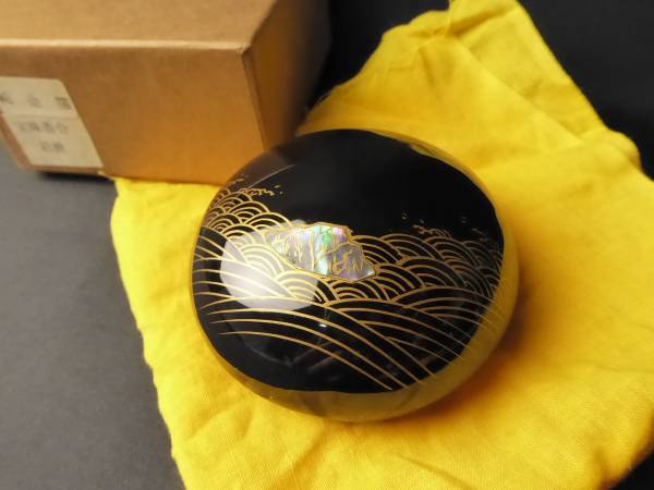 【ま】 金沢箔 純金箔 宝珠香合 岩波 茶道具 螺鈿 未使用 k765t