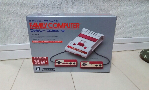 任天堂クラッシックミニファミリーコンピュータ☆新品保証書付