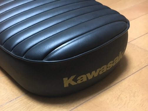 KAWASAKI カワサキW650 純正シート タックロール W800 W400 - メルカリ