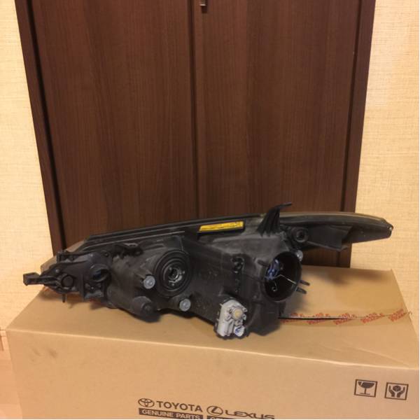エスティマ HID アエラス ヘッドライト 前期 トヨタ ACR50W 純正 右 