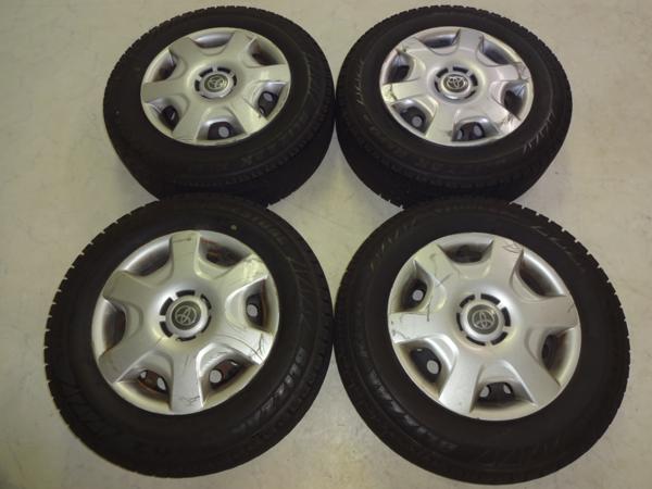 トヨタ純正14インチスチールホイール+スタッドレスタイヤ付 185/70R14 