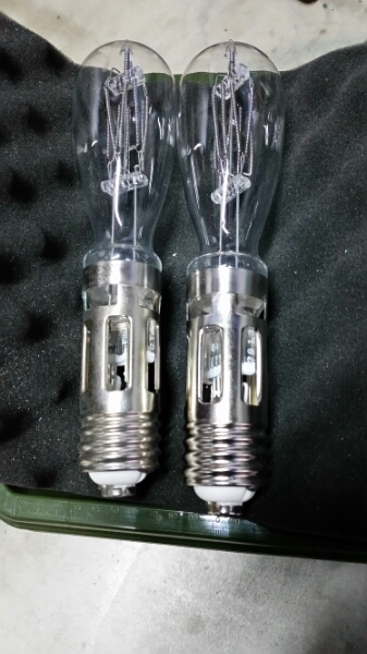 ハロゲン球新品200v－3000w