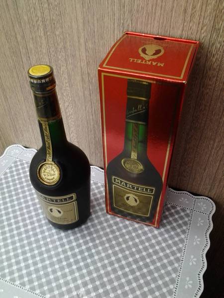 飲料・酒 MARTELL MEDAILLON VSOP 700ml マーテル 古酒