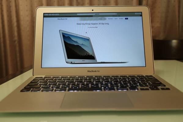 Apple MacBook Air Intel Core i5 1st Gen. Apple Laptops for sale MacBook Air MC968J/A Corei5 2GB SSD 64GB 11インチ mid2011