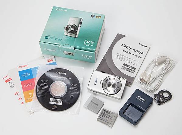 @ Canon デジタルカメラ IXY 600F 元箱付 予備バッテリー付 美品