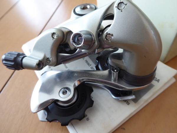 シマノ１０５ＳＣ　ＲＤ－１０５６　８速ＳＩＳ　新品未使用！