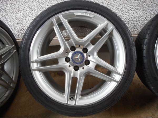 希少」18インチAMG純正品（スタイリング4） タイヤ・ホイールセット