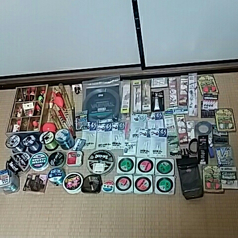◎釣り用品/釣具/超大量まとめてルアー毛針おもり/浮き/糸他 海4