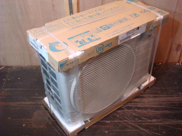 取替え工事付 n☆ほぼ未使用品☆ダイキンルームエアコンAR22TCSの外