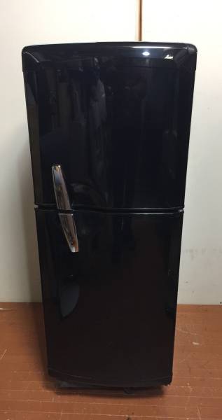 三菱 ノンフロン冷蔵庫 MR-14M-W 136L 三菱冷蔵庫 MR-14M-B 136