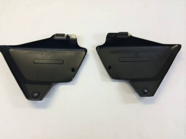 CB1100 CB1100EX 純正サイドカバー R/L セット 黒 サイド CB1100 CB1100EX 純正サイドカバー R/L セット 黒 サイド