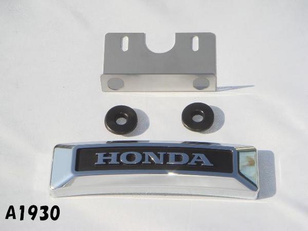 DAXシャリー用ホンダ三又エンブレム(ステンレスステー付き)(フロント