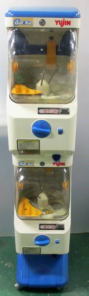 ガチャガチャ本体 YUJINガチャワン3台目(筐体、コントロールパネル 