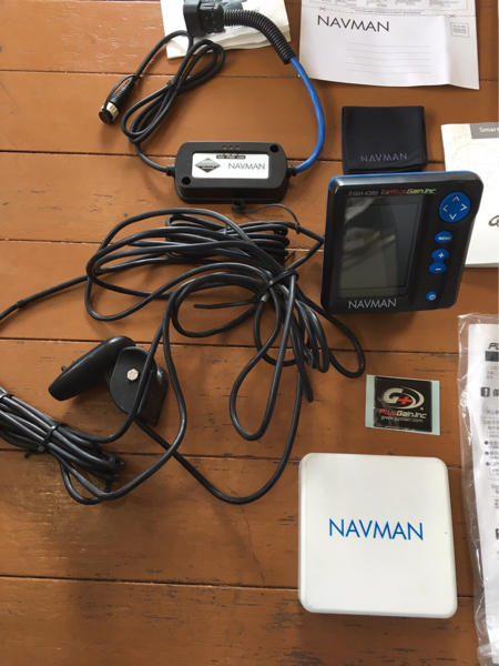 プラスゲイン カラーNAVMAN液晶魚探 スマートクラフト付 振動子 説明書 