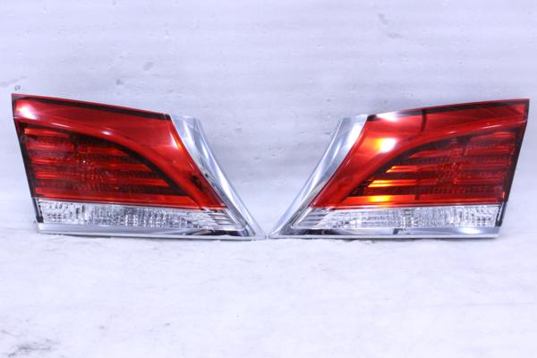 73-527★美品 GRS210 クラウンロイヤル★左右テールライト STANLEY 30-405★内側