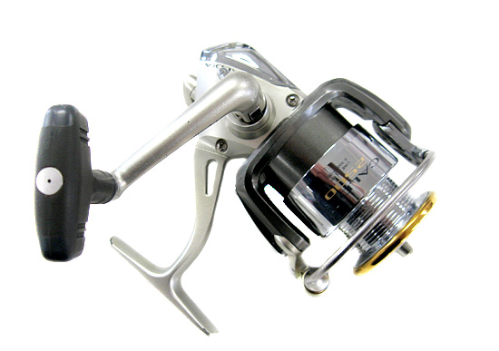 フィッシング ダイワ カルディア LT 2500S PEライン0.6号200m付き