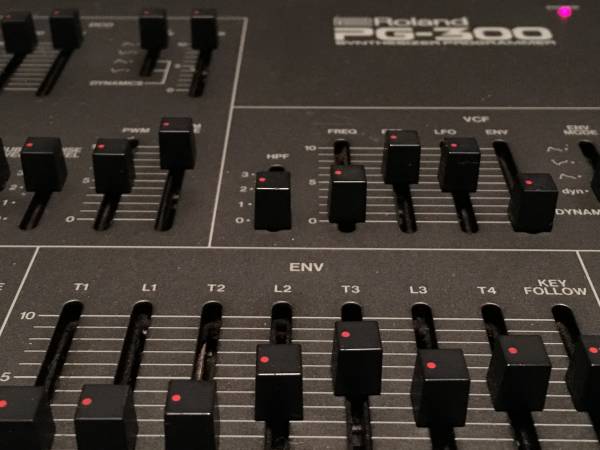 希少品】【貴重】【シンセサイザー・コントローラー】ROLAND PG-300