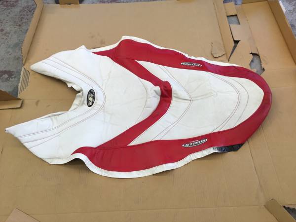 Sea-Doo.RXT260用、JETTRIMシートカバー中古！