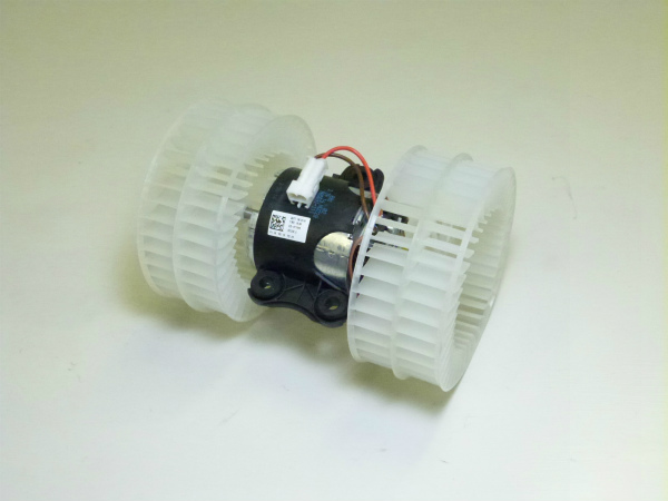 ベンツ エアコン ブロアモーター W639 VIANO/VITO BEHR (WS432