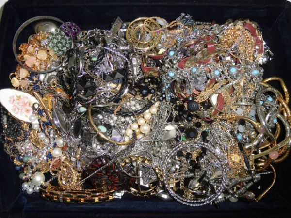 nn033◆メッキアクセサリー　約3kgまとめて