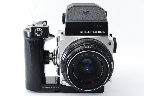 在庫有り 即納 ゼンザブロニカ Zenza Bronica ETR S ボディ 中判カメラ