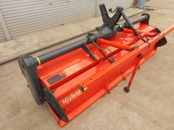 クボタ:大型トラクター用ロータリー:クボタBヒッチ:耕運幅2,2m:RM221K 