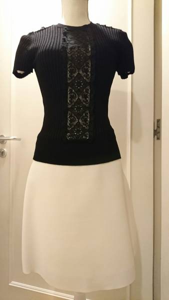 ヴァレンティノ レーストップス&スカート ファーストライン