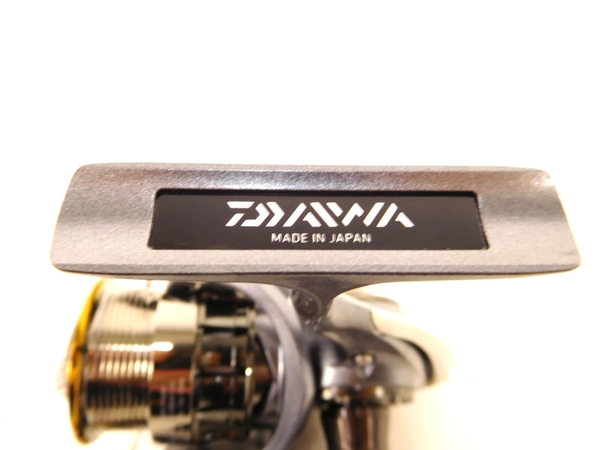 DAIWA◇15 未使用 ダイワ 15 ルビアス 2004H スピニング リール 5.6:1 