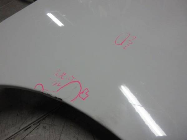 1730149 ワゴンR MH34S 右フロントフェンダー　白/26U