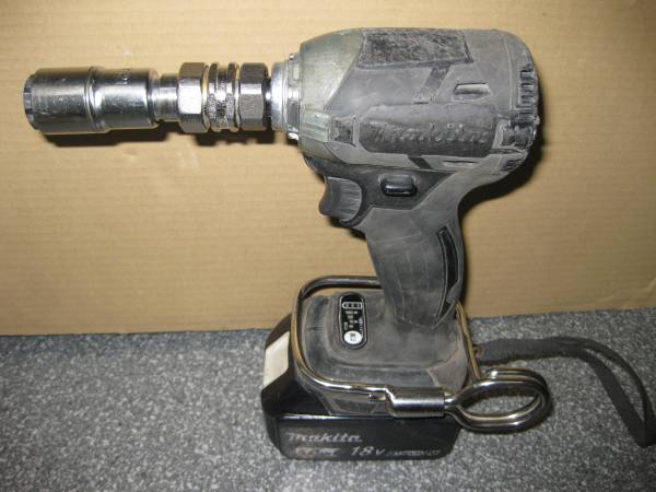 【中古】MAKITA マキタ 充電式インパクトドライバ 18V 動作品