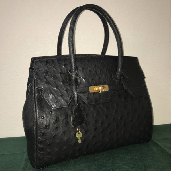 オーストリッチ ハンドバッグ 黒 ブラック バッグ 鍵付き ゴールド金具 