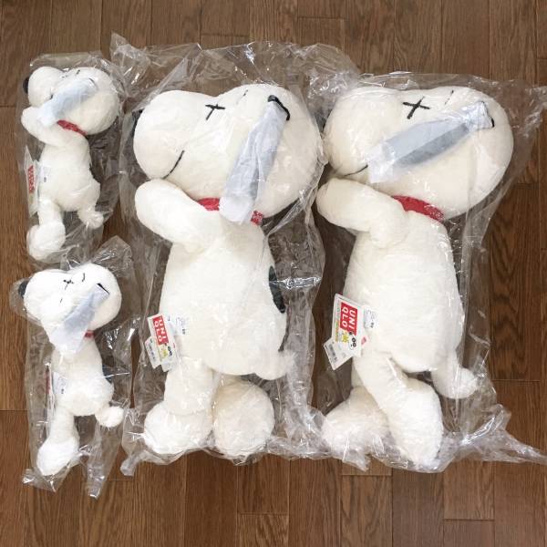 ユニクロ パジャマ（レディースファッション）の通販 S&M 各2体 計4体 ★ UNIQLO ユニクロ ★ KAWS カウズ ★ SNOOPY スヌーピー ★ TOY ぬいぐるみ ★ 3代目 JSB 岩田