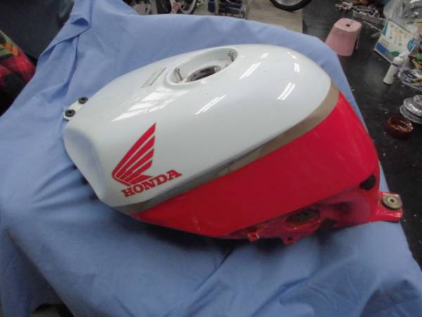 ホンダ CBR250R （MC19） タンク 【公式通販】