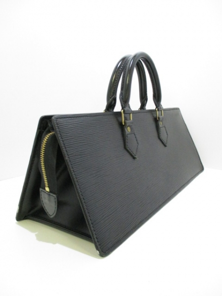 ルイヴィトン ハンドバッグ エピ サック・トリアングル M52092