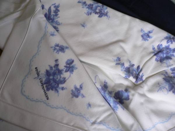 ☆新品【ロイヤルコペンハーゲン】綿毛布（昭和西川）☆
