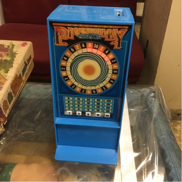 ピカデリーサーカス コナミ 貯金箱 ジャンク 本体のみ