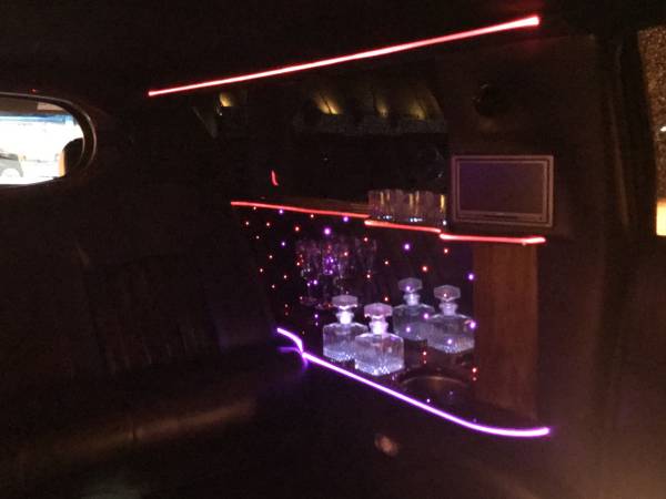 最低落札無し完全売り切り 今回限り リムジン_5