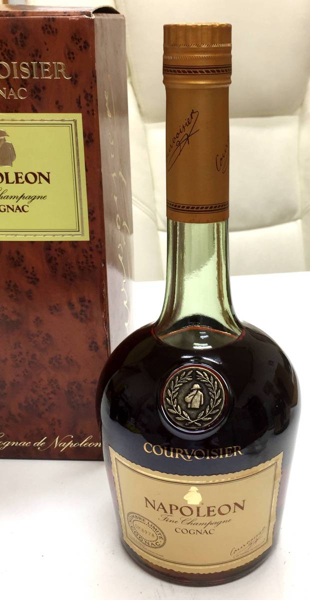 ☆古酒COURVOISIER NAPOLEON クルボアジェ ナポレオングリーンボトル