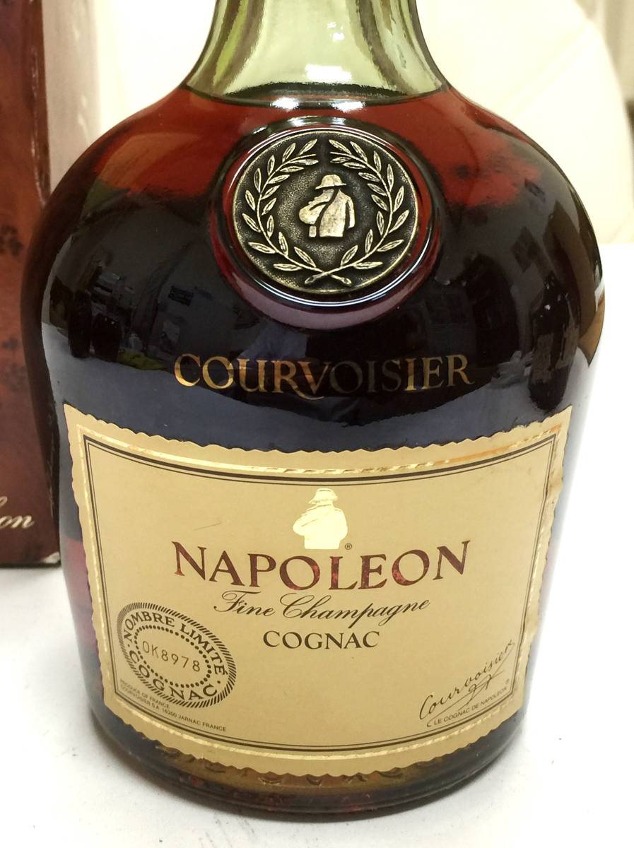 ☆古酒COURVOISIER NAPOLEON クルボアジェ ナポレオングリーンボトル