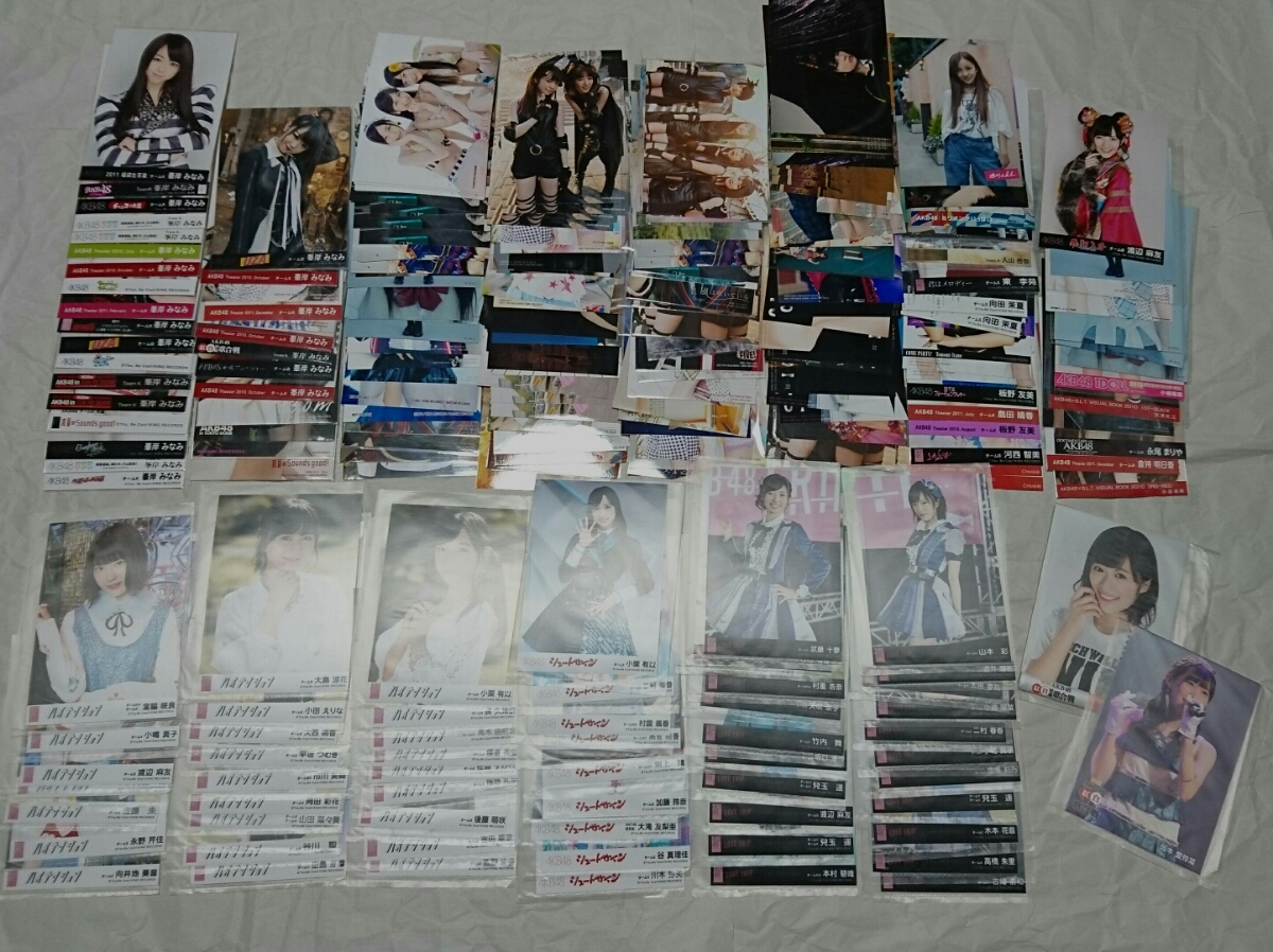 AKB48 生写真 700枚以上 まとめ 月別、会場限定、店舗特典等 渡辺麻友 宮脇咲良 指原莉乃 荻野由佳 松井珠理奈 山本彩 前田敦子 大島優子