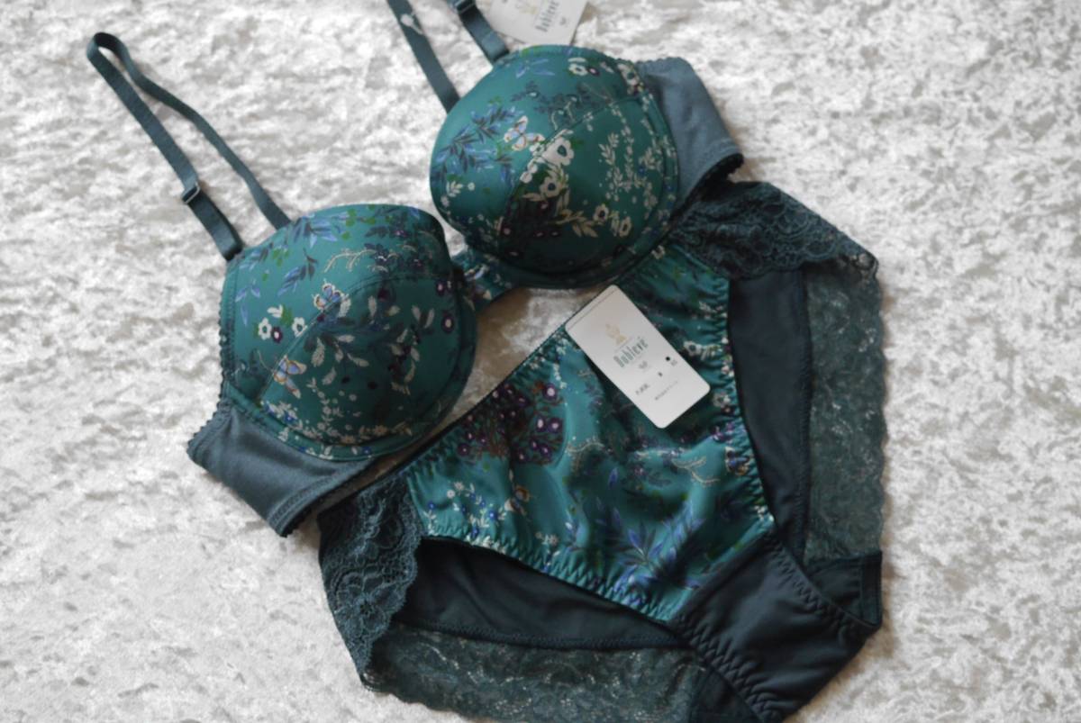 ☆ワコール　デューブルベ　ブラC70＆ショーツM　BS☆