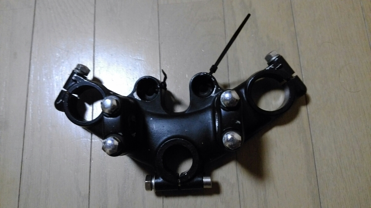 Z1 KZ900 純正トップブリッジ ハンドルクランプ ゴムボルト付き Z900 