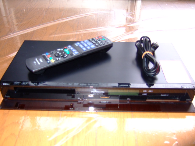 即決　動作問題なし 2011年製　DMR-BWT510　3TB換装済み　パナソニック S映像　VHSのBR化に対応