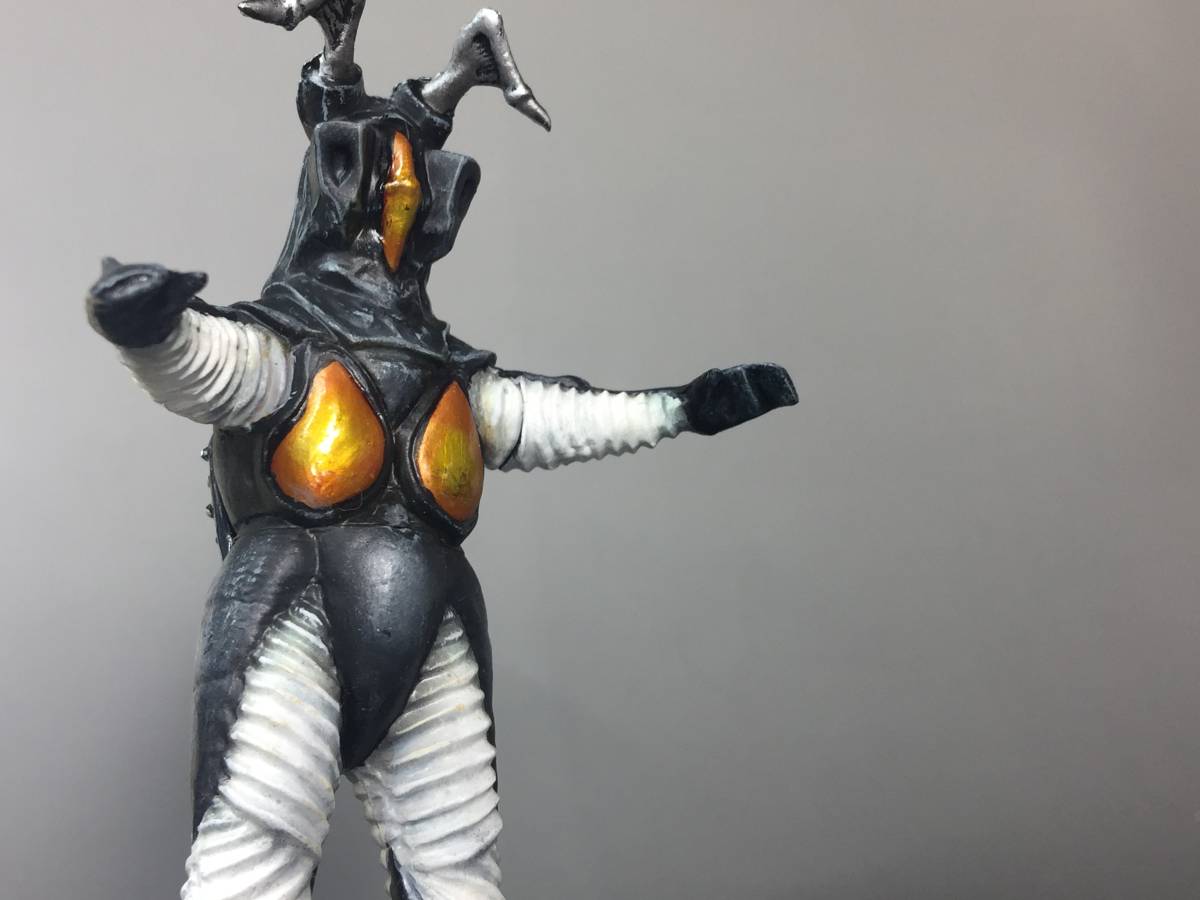 リペイント 完成品 HG ウルトラマン ゼットン