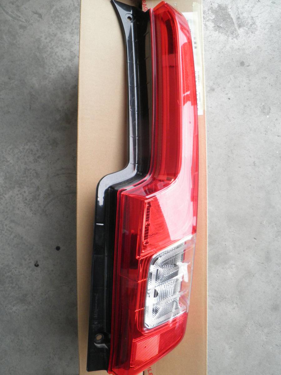 LA150S ダイハツ ムーヴ テールランプ 楽天市場】la150s テールランプ