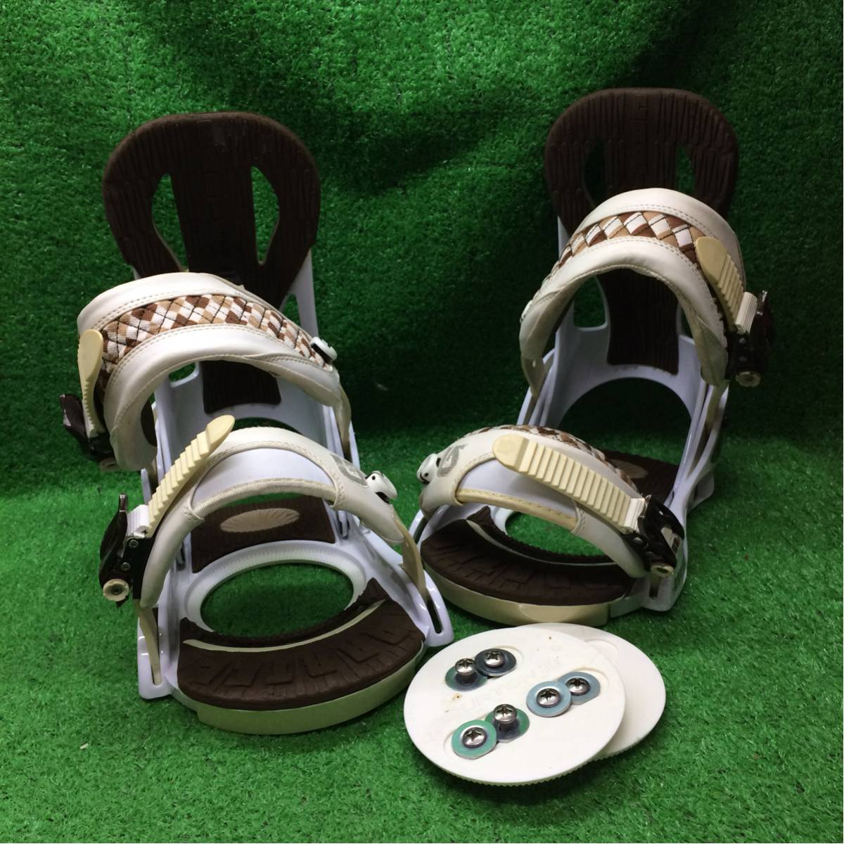 BD225 バートン(BURTON)　バインディング　Mサイズ　1000円～　