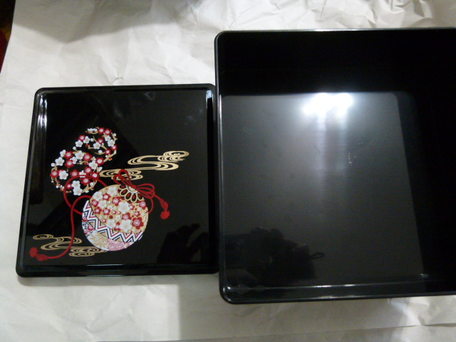 重箱　２段　鞠　まり　梅　黒色　ブラック色　プラスチック　中古_3