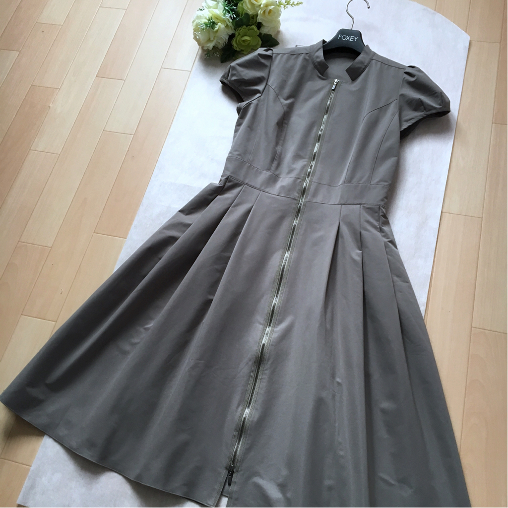 【美品】FOXEY フォクシー “フレンチパフスリーブ” フレア ワンピース 40 クリーニング済